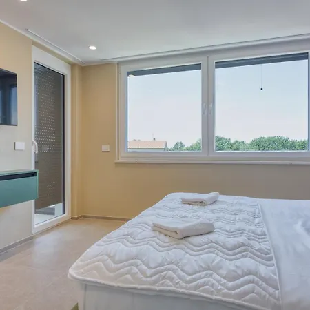 Elisadora Ii Апартаменты