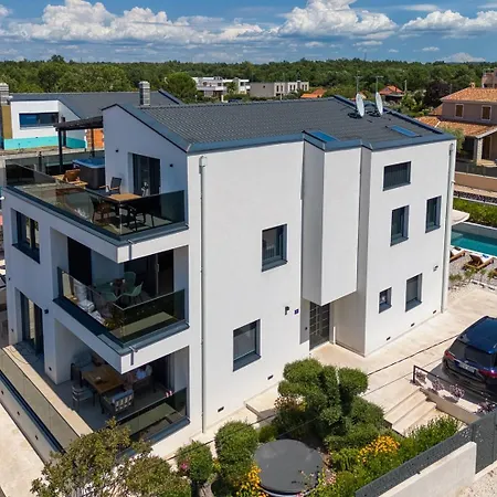 Elisadora Ii Апартаменты